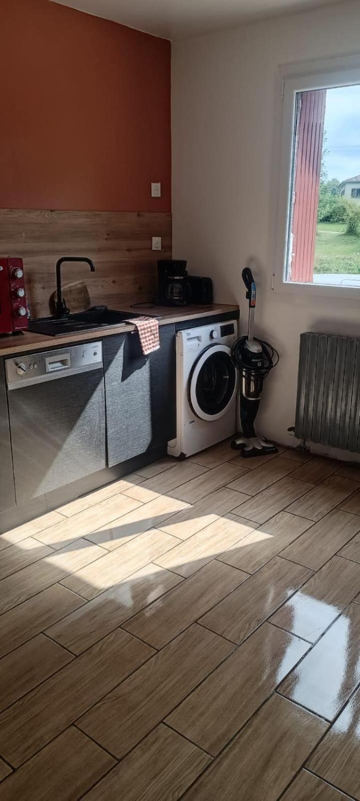Appartement La Marmotte Compreignac エクステリア 写真